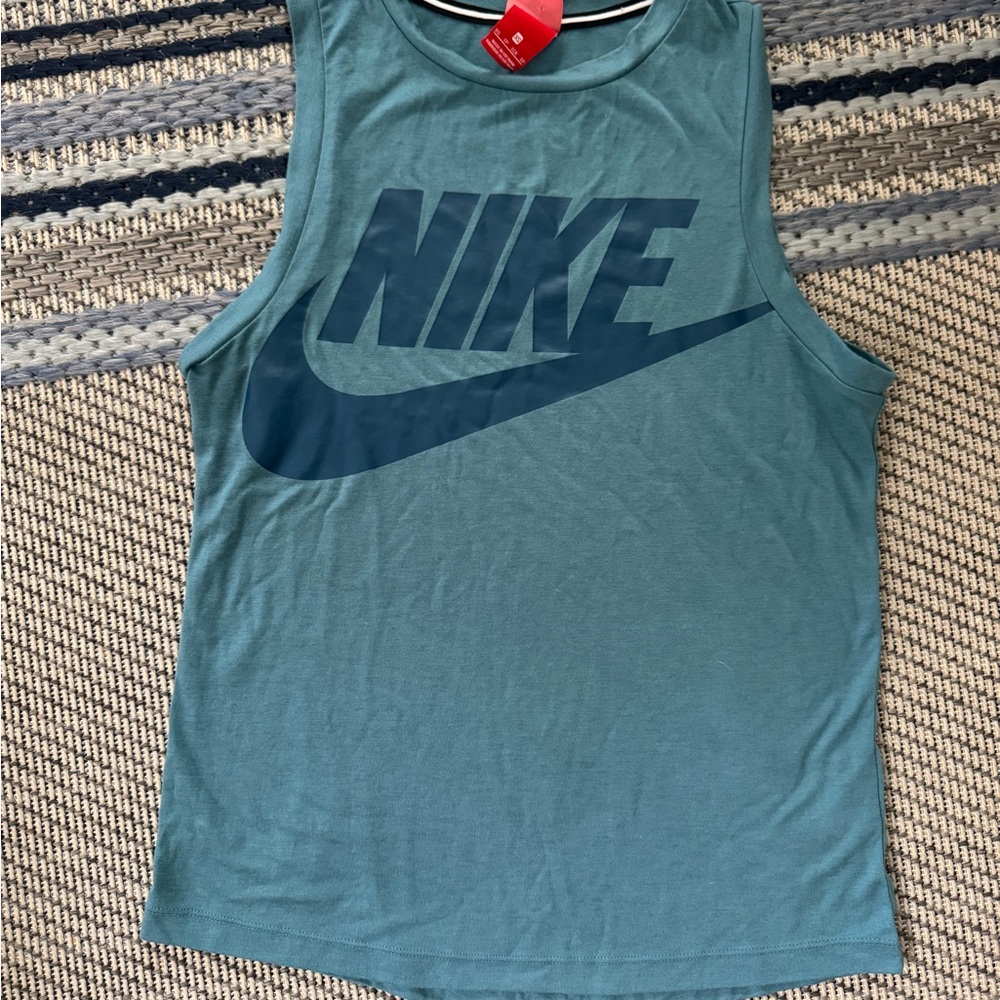 Nike Sleeveless Tank Top